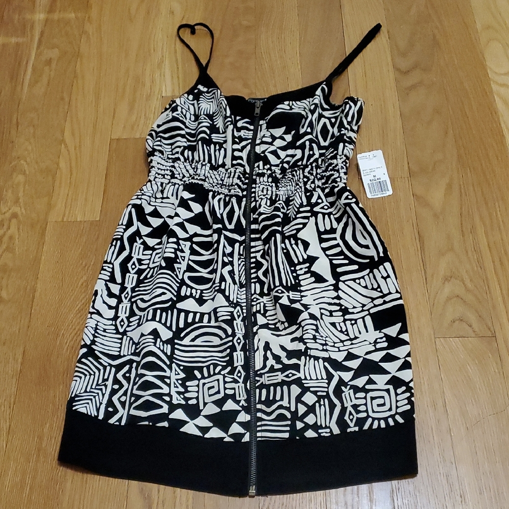 Forever 21 Black and Cream Geometric Mini Dress